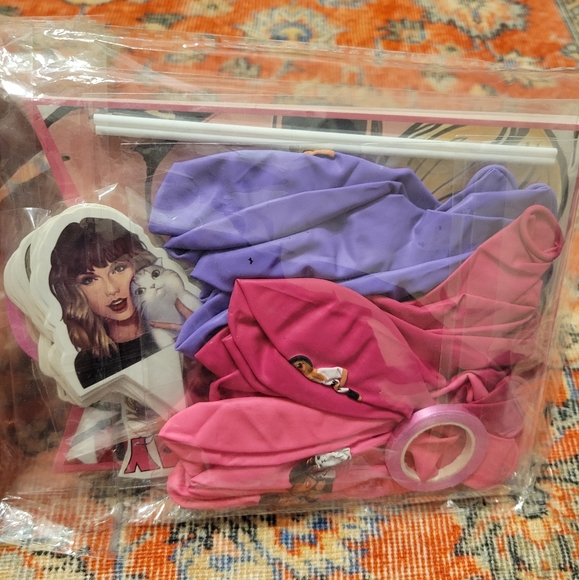 Taylor Swift Happy BirthTAY Bundle - Picture 2 of 7